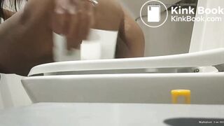 Ebony had to drop a load