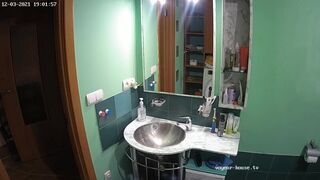 Woman pooping in Toilet 152