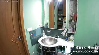 Woman pooping in Toilet 152