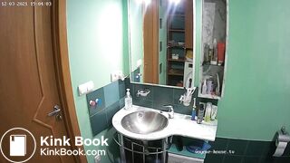 Woman pooping in Toilet 152