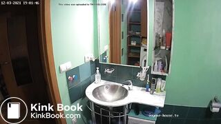 Woman pooping in Toilet 152
