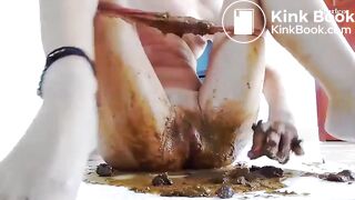 pooping panties - video 3