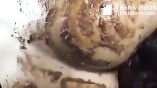 Japanese scat lesbian 6