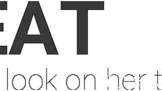 Vietnamese/ American Pornstar Pooping