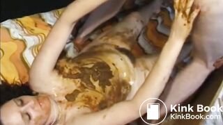 Dark haired babe fucking hard with poo