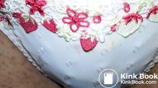 It time to cover the pink panty on the white one!