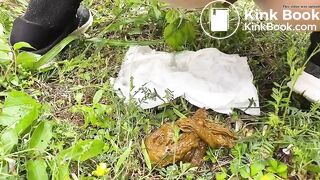 japanese amateur pooping outdoor