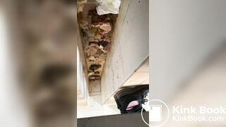 Chinese girl pooping - video 31