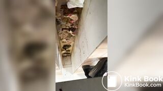 Chinese girl pooping - video 31