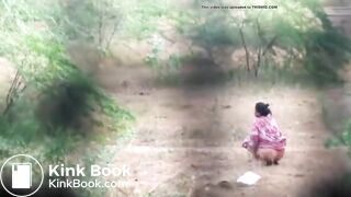 desi aunty takes a dump in the open