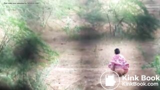 desi aunty takes a dump in the open