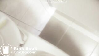 at the airport before departure she had diarrhea