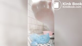 A sneak shot in the toilet. - video 2