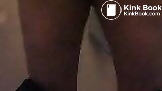 Girls poop - Grunting 1