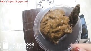 Chinese_Girl_Sexy_Selfie_Poop_45