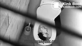 girls pissing and shitting in night club