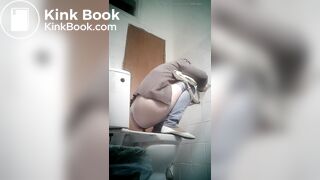 The girl on toilet poop