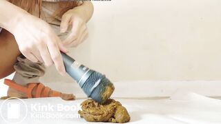 Creamy shit on the floor - video 2
