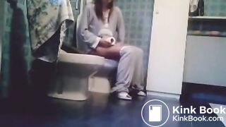 pooping voyeur - video 25