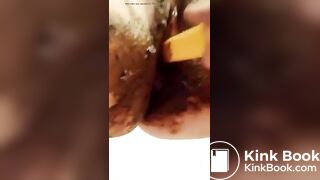 Gf fucking her poop filled pussy