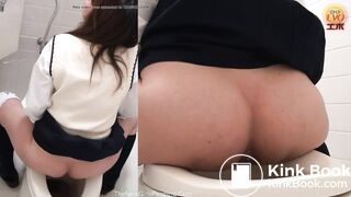 Japanese student takes a loose shit