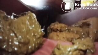 African Ebony Shitting in Panties