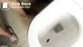 Beautiful Girl Loud Farting and Diarrhea