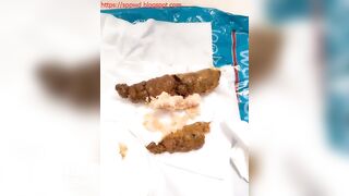 Sexy Chinese woman scat - video 3