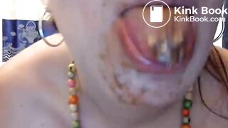 Busty latina scat show on cam