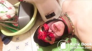 Chinese Femdom Scat - video 16