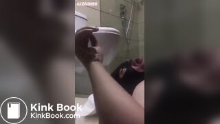Chinese toilet slave Femdom Scat 005 - video 2