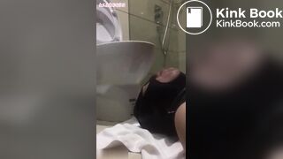 Chinese toilet slave Femdom Scat 005 - video 2