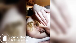 girl shitting - video 58