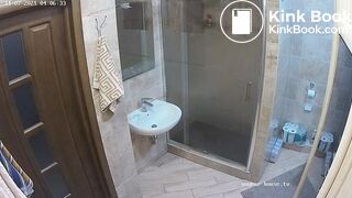 Woman pooping in Toilet 138