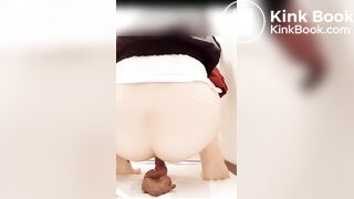 beautiful girl poop 45