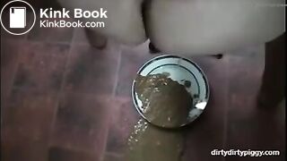 Woman diarrhea all over plate