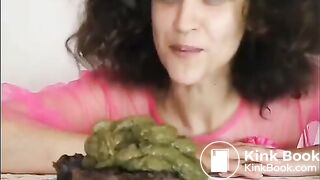 Beautiful girl poop - video 4