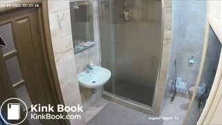 Woman pooping in Toilet 132