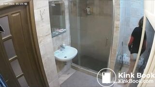 Woman pooping in Toilet 132
