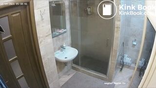 Woman pooping in Toilet 132