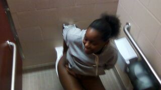 Ebony Thot public mess