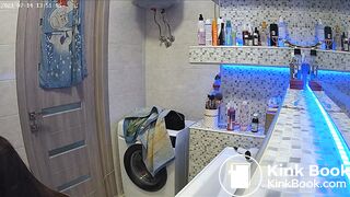 Woman pooping in Toilet 106