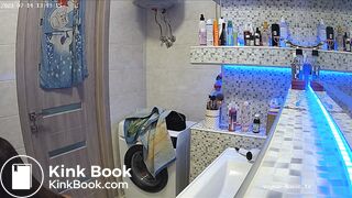 Woman pooping in Toilet 106