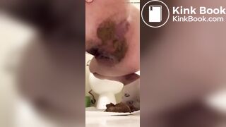 Pretty girl pooping - video 13