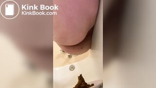Fat ass and a plate of shit