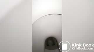 GF Pooping 04