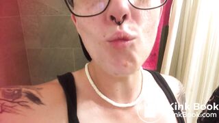 Pierced nerd licks shitty panties