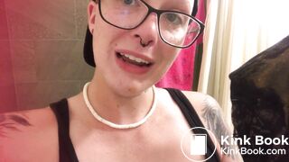 Pierced nerd licks shitty panties