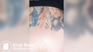 Close up pooping - video 21