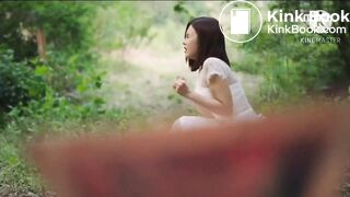 Asian girl shits - video 4